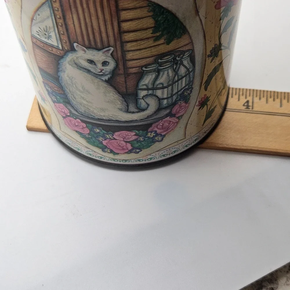 Vintage‎ Cat Milk Can Cookie Jar Tin Canister Cottagecore Farmhouse Kitty Decor